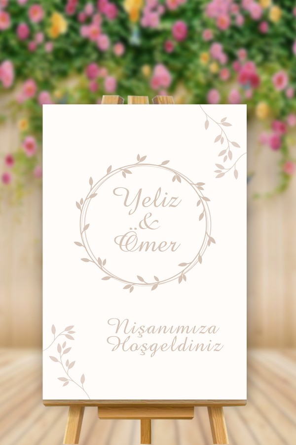Latte Yapraklı İsimli Nişan Karşılama Panosu