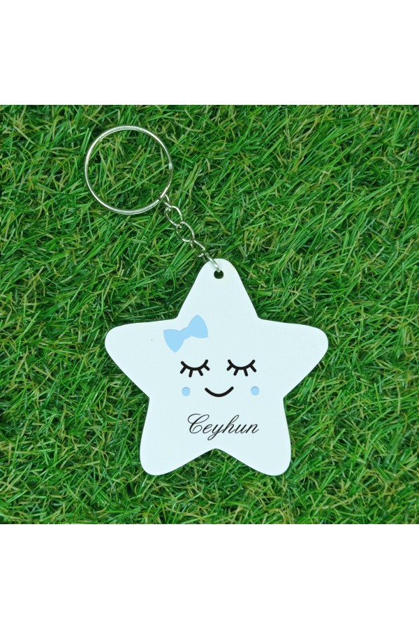 Uyuyan Erkek Temalı İsme Özel Baskılı Ahşap Anahtarlık