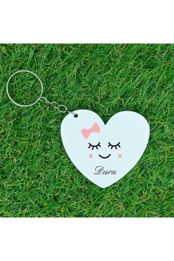 Uyuyan Kız Temalı İsme Özel Baskılı Ahşap Anahtarlık