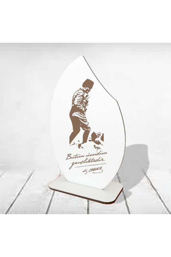 Bütün Ümidim Gençliktedir Temalı Ahşap plaket Bütün Ümidim Gençliktedir Temalı Ahşap plaket